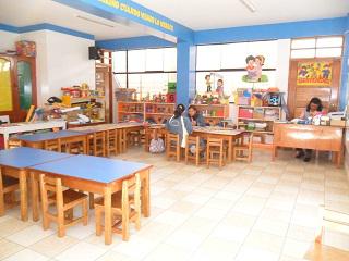 Reemplazan aulas prefabricadas  en el Pedregal