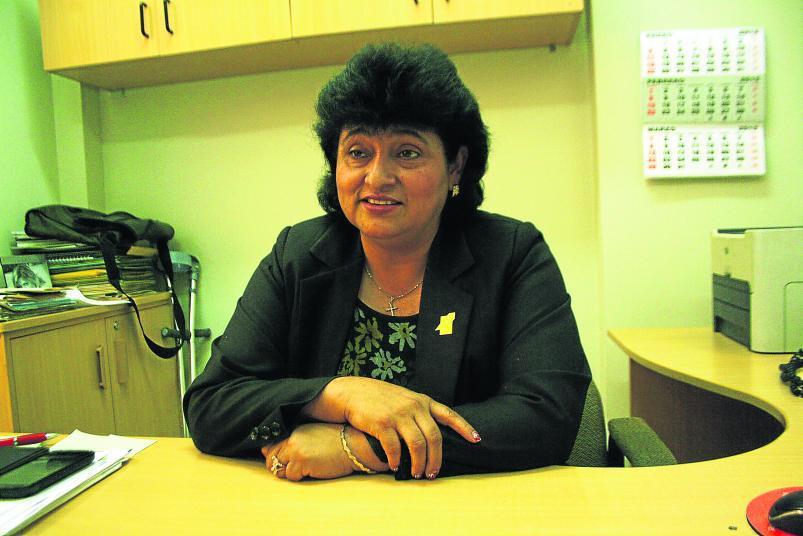 Vicepresidenta regional Rosalia Stork, acude a cita en el MEF 