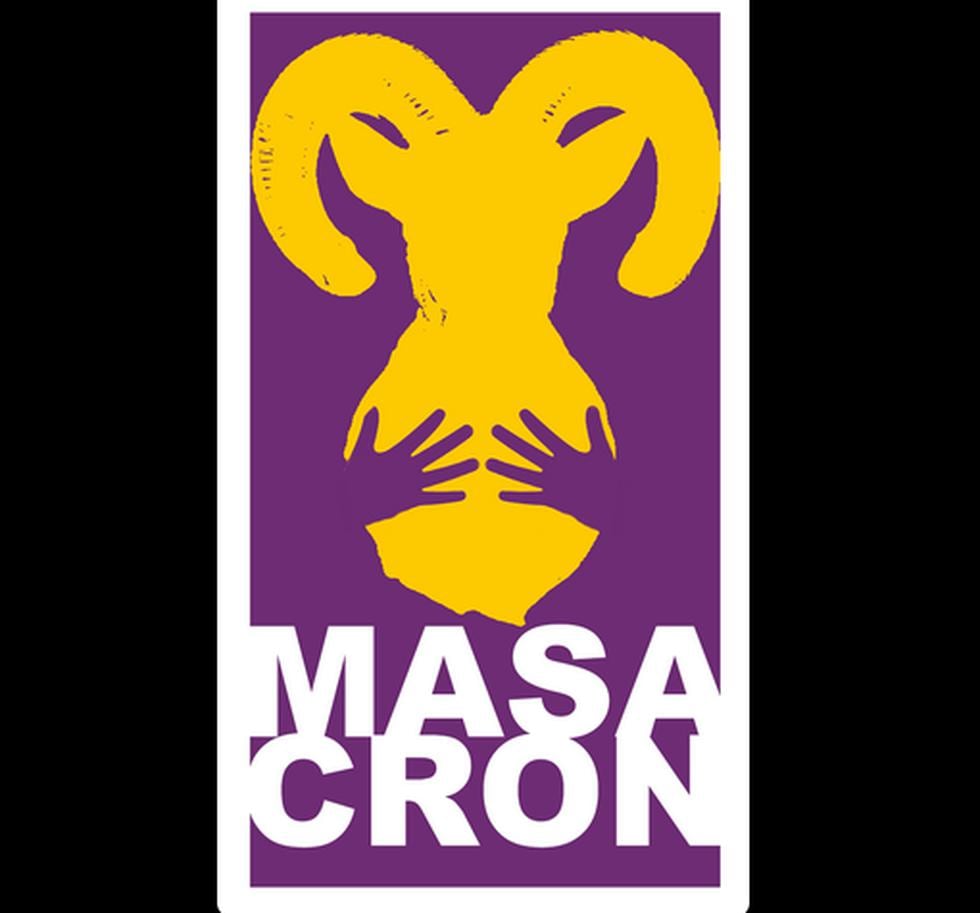 Con memes critican a Lucero por tomarse fotos con un animal cazado