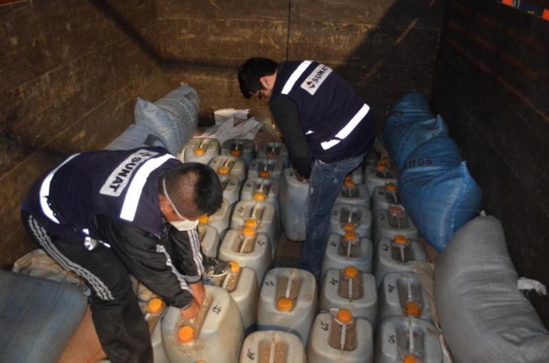 Sunat incauta tres toneladas de químicos para fabricar drogas