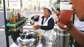 Cómo preparar emoliente y por qué es bueno tomarla junto a otras bebidas naturales