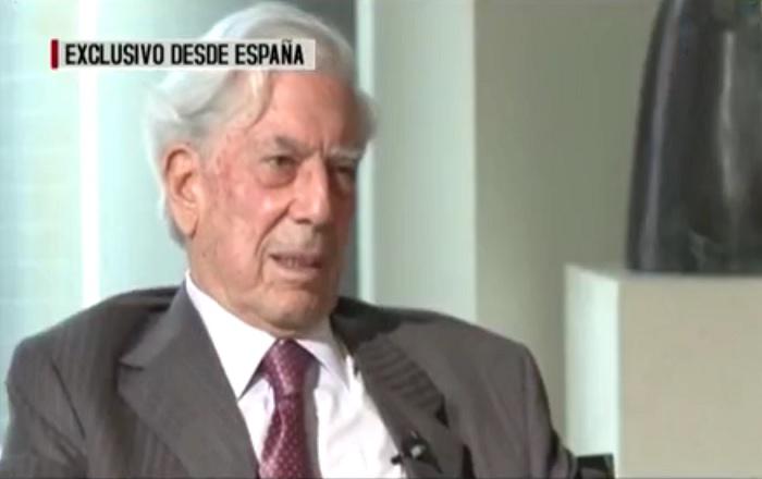 Mario Vargas Llosa: No voy a renunciar al doctorado porque no me lo dio César Acuña 