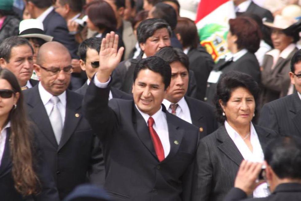 "A Vladimir Cerrón siempre le gustó bailar huaylarsh"