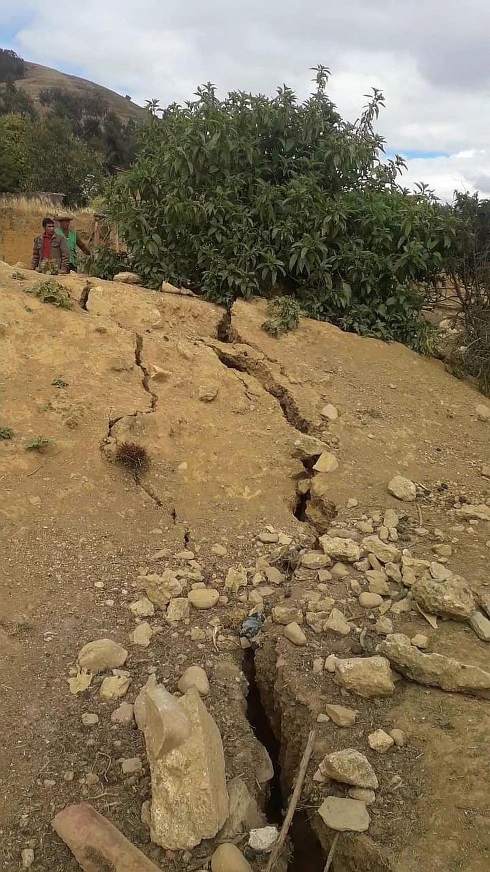 Falla geológica hunde toda una cuadra de un distrito de Huánuco (VIDEO y FOTOS)