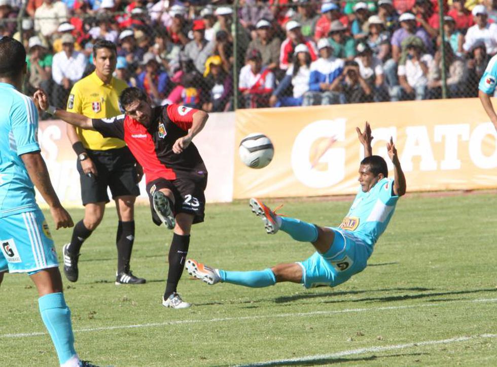 Melgar gustó y goleó 3-0 al Sporting Cristal