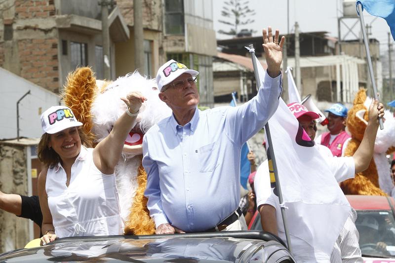 Pedro Pablo Kuczynski niega haber mentido sobre propiedades en hoja de vida