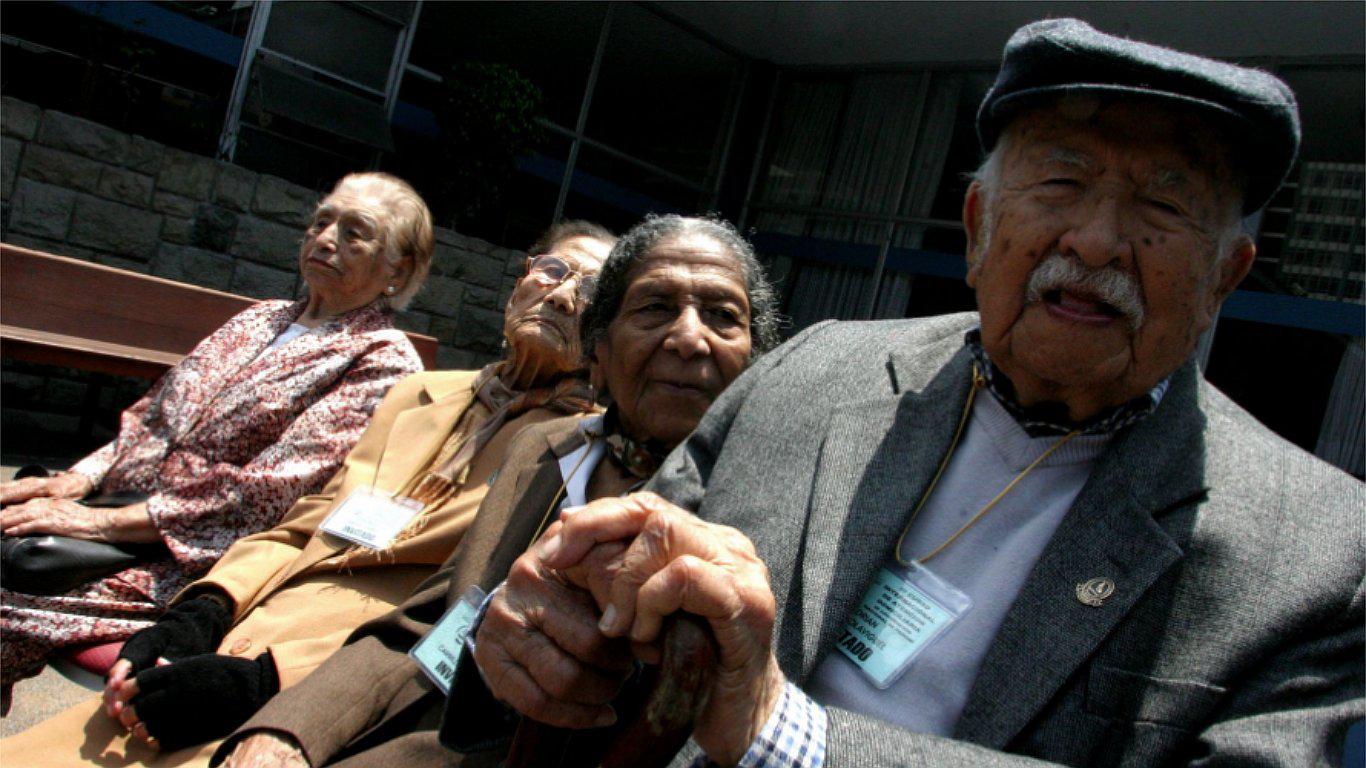 Día del adulto mayor: Cuidados que debemos tener en cuenta