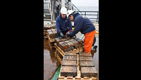 Rescatan de barco hundido el mayor cargamento de metales preciosos 