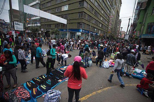 La Victoria: Ambulantes regresan al emporio comercial Gamarra 