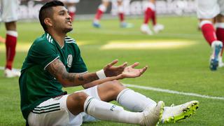 Selección de México: ‘Tecatito’ Corona sufre grave lesión en práctica del Sevilla y no irá al Mundial