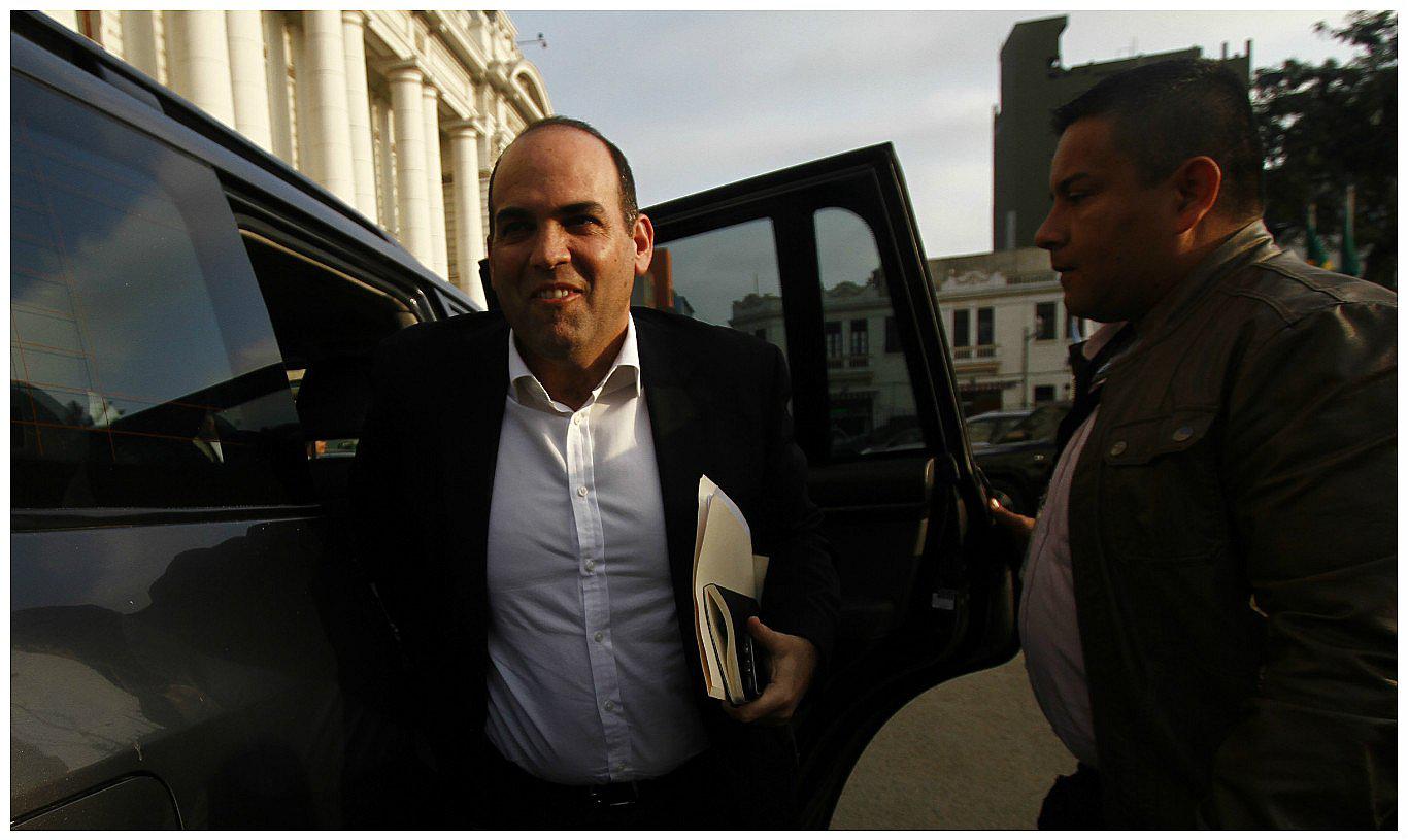 Fuerza Popular y el APRA se oponen a cita previa con Zavala