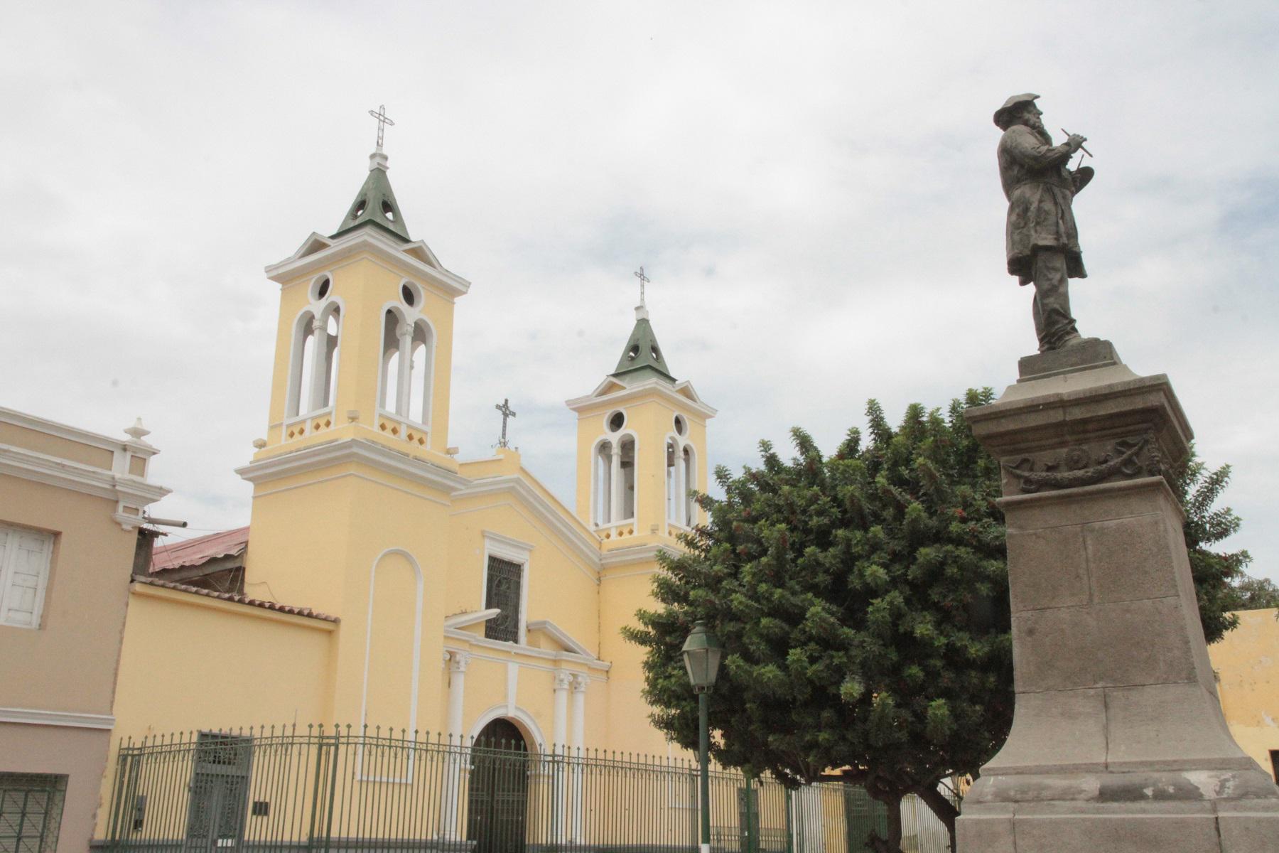YouTube: Refaccionan iglesia considerada monumento histórico de Piura