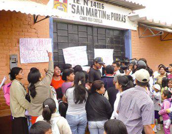 Toman el colegio San Martín