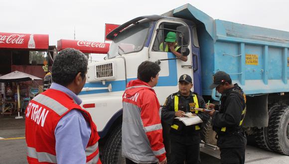 Sutran intensifica control del transporte en Puno por fiesta de Virgen de la Candelaria