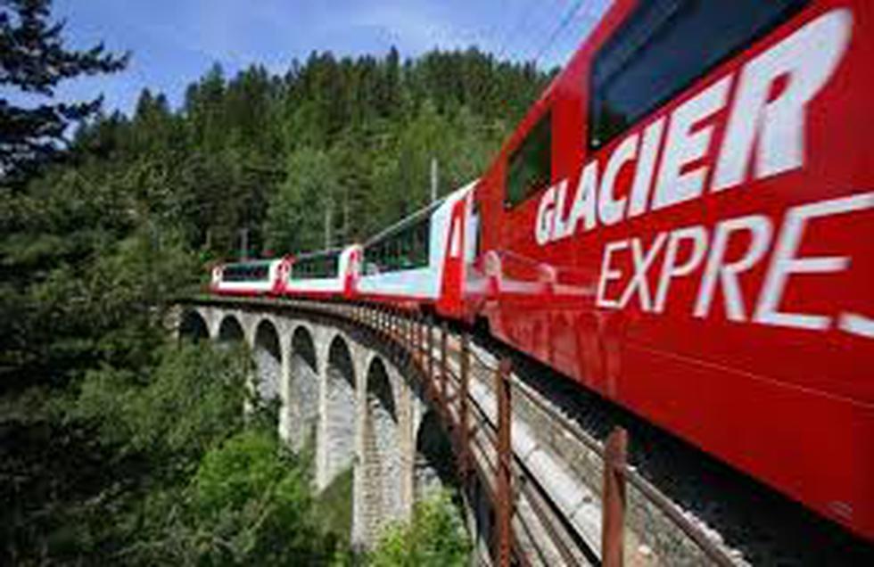 Dos muertos y nueve heridos tras descarrilarse tren turístico en los Alpes franceses