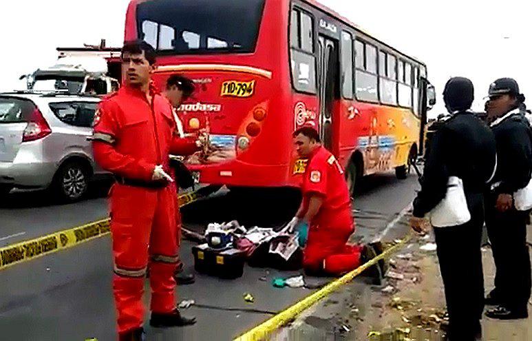 Trujillo: Heladero muere atropellado por un microbús de Huanchaco (VIDEO)