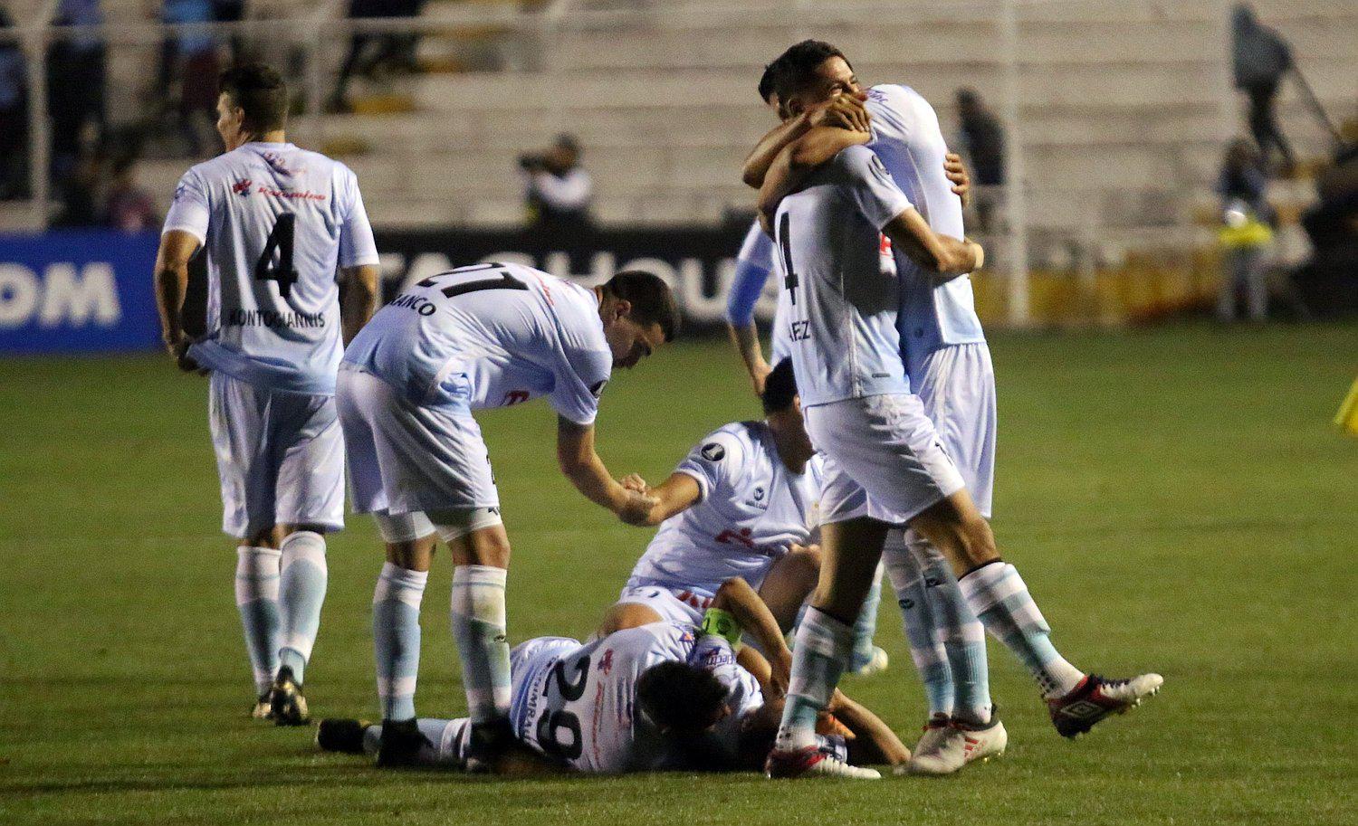 Copa Libertadores: Real Garcilaso se juega la vida hoy ante Estudiantes de La Plata 