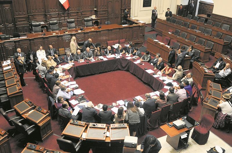 Canciller Gonzalo Gutiérrez informa en reserva sobre espionaje