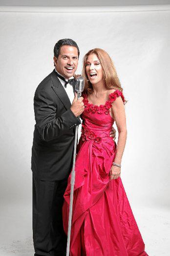 Relanzará temas  de novela Carmín