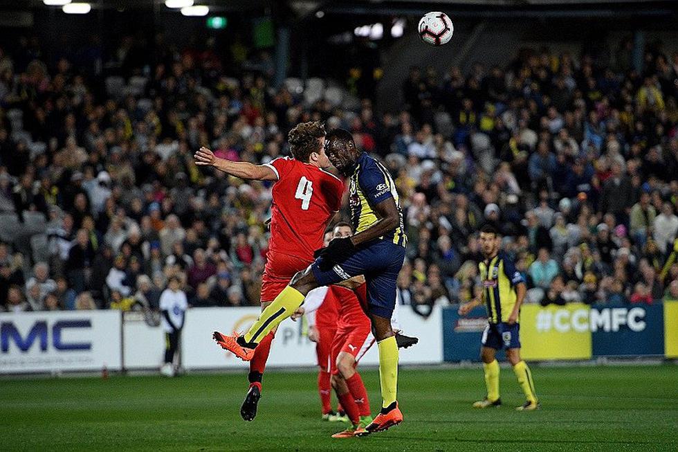 Usaín Bolt hizo realidad su sueño de ser futbolista con debut en liga australiana (GALERÍA Y VIDEO) 