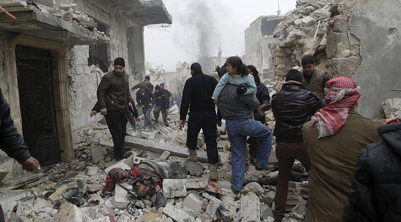 Siria: 25 civiles, entre ellos seis niños, muertos en bombardeos en Raqa