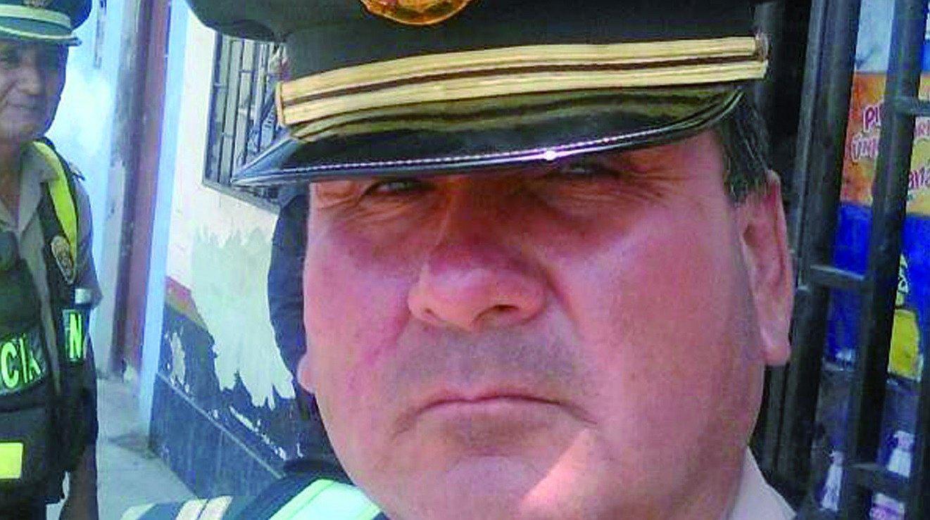Chimbote: Detienen a policía acusado de pedir S/10 soles de coima a chofer que se pasó luz roja 