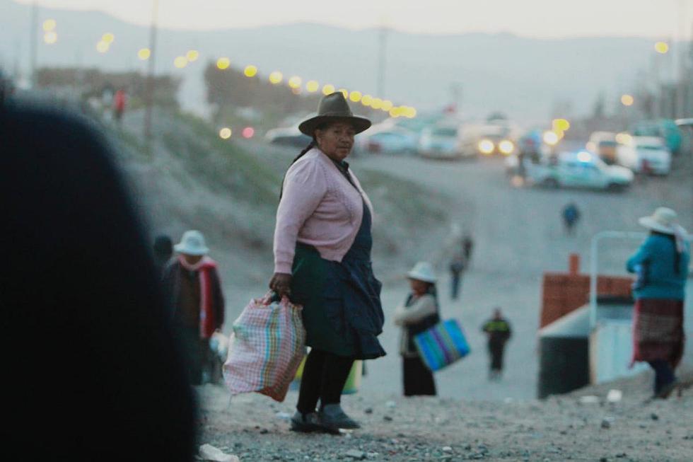 ​Desalojan a comerciantes ambulantes en plataforma de Río Seco (FOTOS)