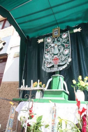 Ahora Cruz Velacuy, luego Qoyllority