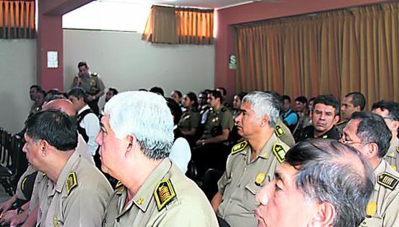 Ministro del Interior inspecciona la ETSP y el penal