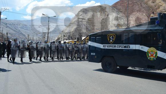 Un millar de policías resguardan seguridad en La Oroya por paro