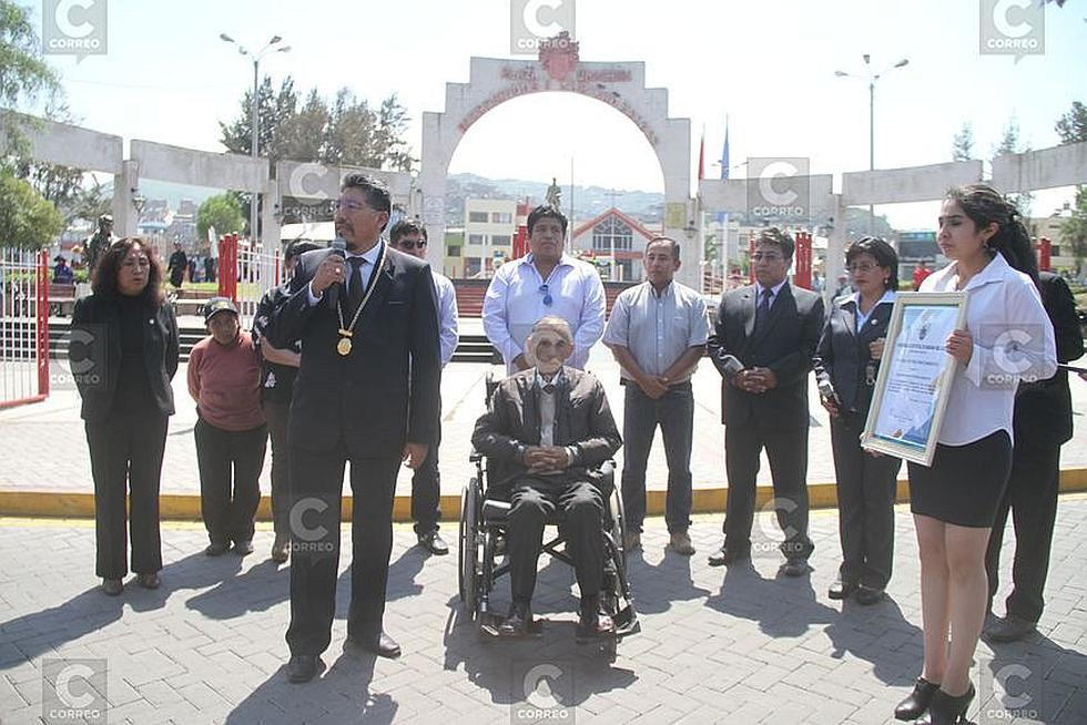 Conmemoran el CCIV Aniversario del Sacrificio Patriótico de Mariano Melgar Valdivieso (FOTOS)
