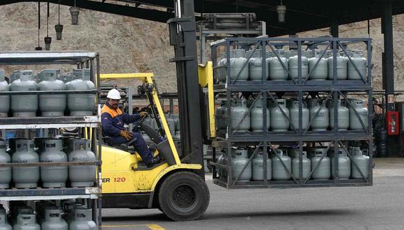 Distribución de gas licuado en riesgo debido a detención de unidades de transporte durante estado de emergencia (Foto: Andina)