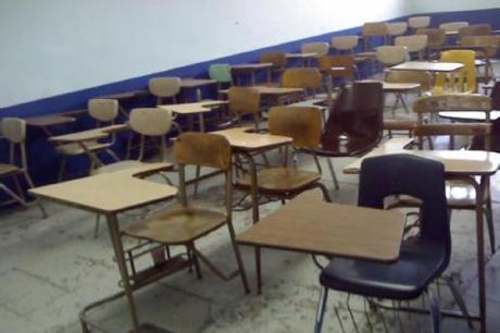 México: Profesora desnuda a alumnos de primaria como castigo
