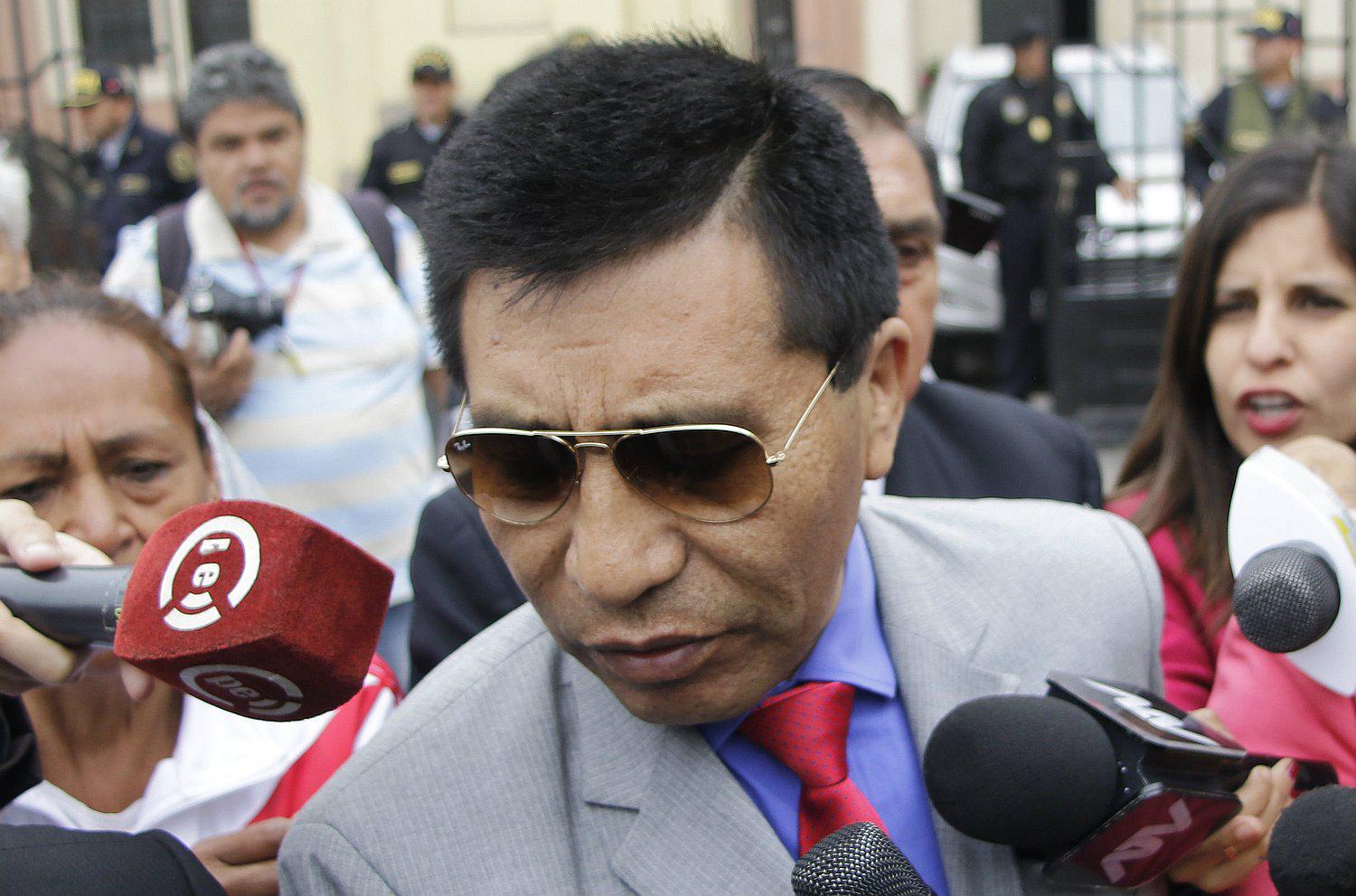 ​Trabajadora de Latam denunció a Moisés Mamani por tocamientos indebidos