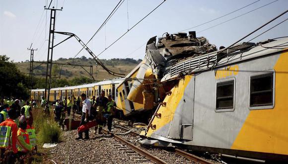 Al menos 200 heridos tras choque de dos trenes en Sudáfrica