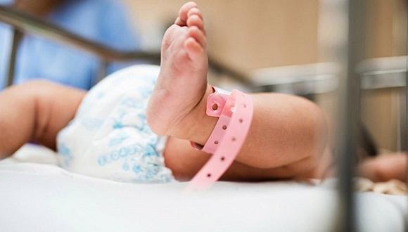 Una bebé nació "embarazada" y tuvieron que hacerle cesárea