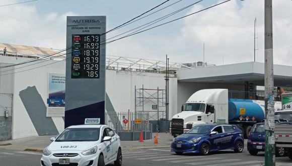 Precios de los combustibles varían en los diferentes grifos de Arequipa| Foto: Yorch Huamaní