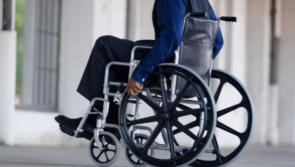 Croacia: Discapacitado roba banco en silla de ruedas