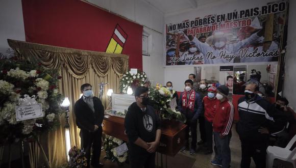 El velatorio de Sacarías Meneses se lleva a cabo en un local de Perú Libre en el Cercado de Lima. (Foto: Leandro Britto/GEC)