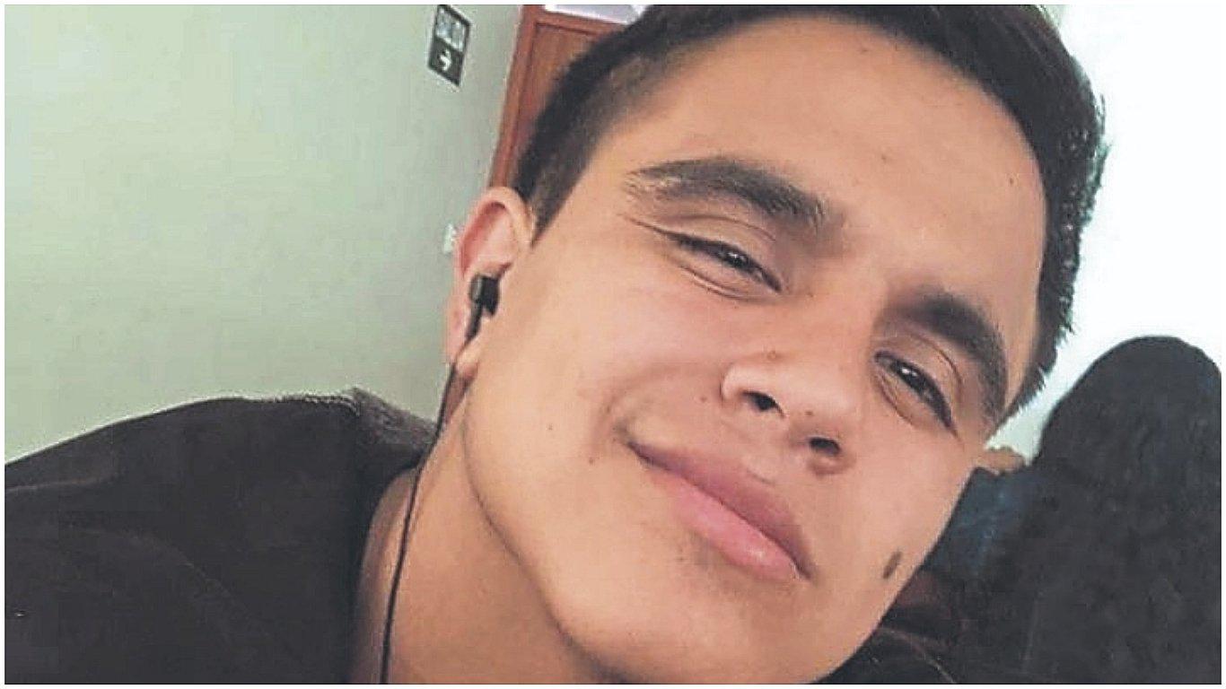 Continúa búsqueda de estudiante que ingresó a la playa de Pimentel 