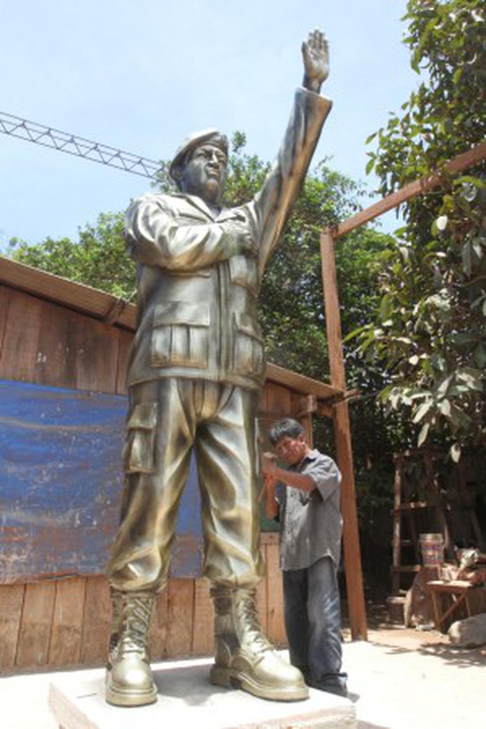 Bolivia: Evo Morales inaugura estatua de Hugo Chávez