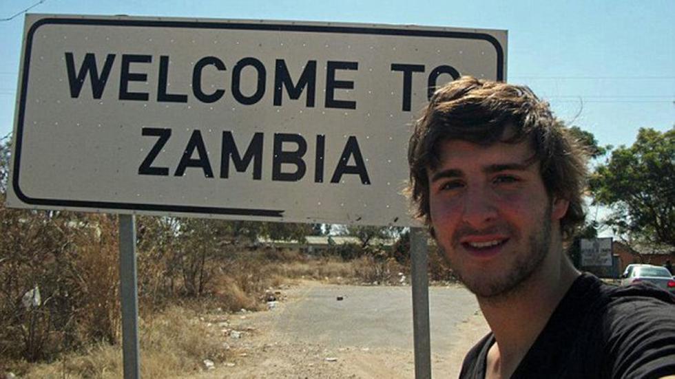 Joven de 24 años conoce todos los países del mundo (FOTOS)