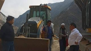 Carretera sigue parando vías del Tren Macho en Huancavelica