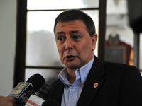 Salinas denuncia que es amenazado por criticar a Villarán