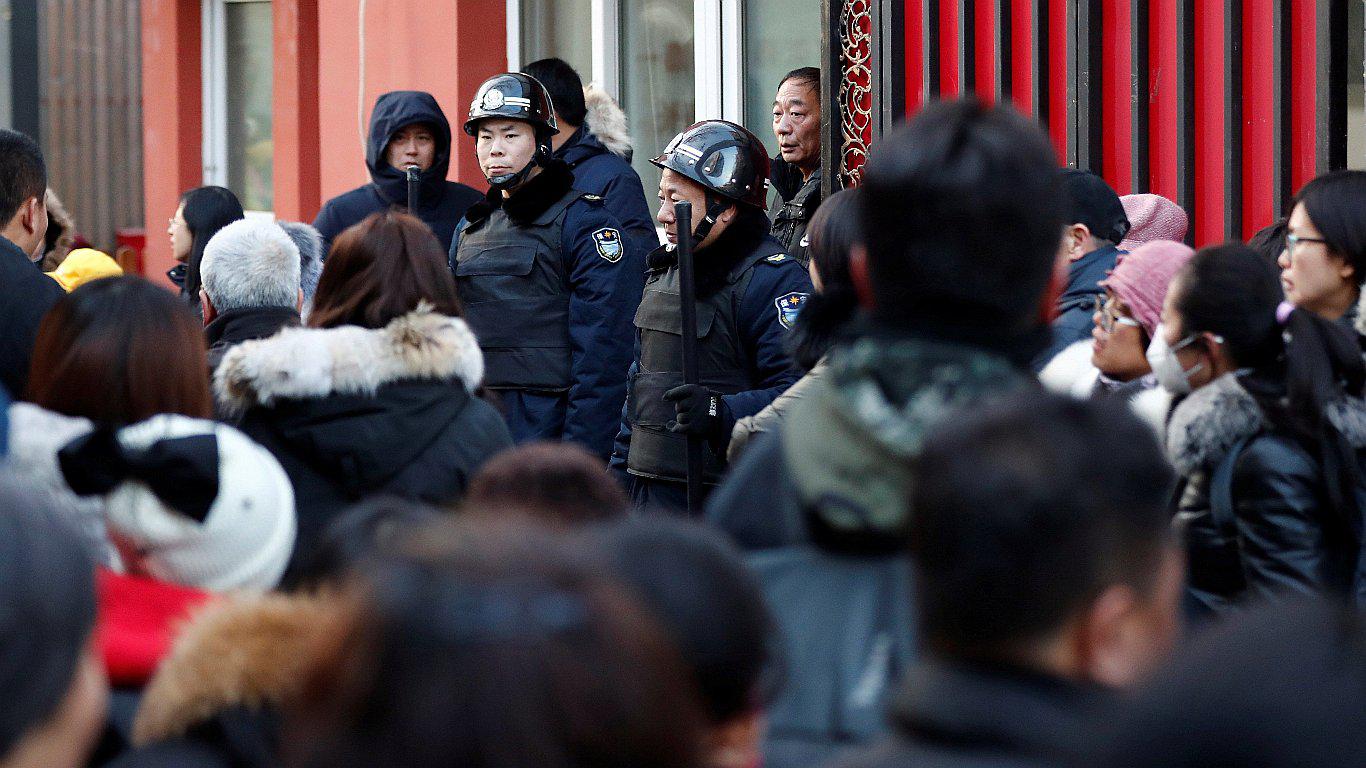 China: veinte niños heridos por un ataque con martillo en una escuela (VIDEO y FOTOS)