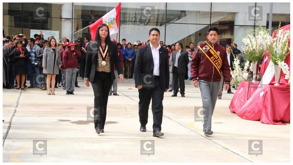 En Junín dan inicio al año escolar 2019 con ceremonia en emblemático Santa Isabel (FOTOS)
