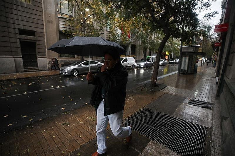 Chile: ​Al menos 225 mil hogares sin luz por ráfagas de viento (VIDEO)