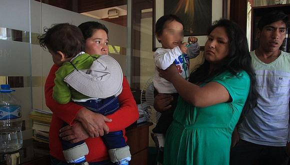 Caso de bebés cambiados: Madres conciliarán con autoridades de salud