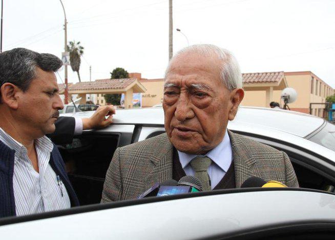 Isaac Humala tiene la esperanza que Ollanta Humala realice un autogolpe y restablezca constitución de 1979