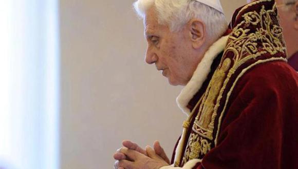 Benedicto XVI: "El mal busca ensuciar la belleza de Dios"